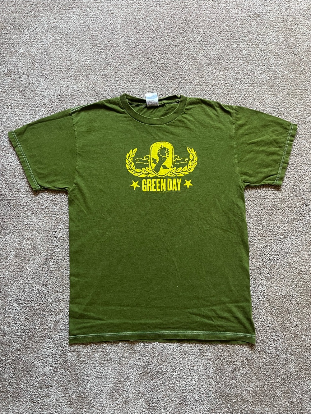 VTG ‘04 Green Day American Idiot Olive Green Band Tee